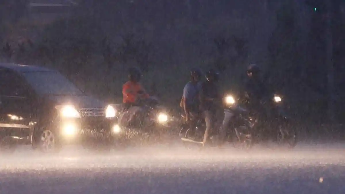 Arti Mimpi Hujan, Rezeki Menyenangkan, Emosi Yang Meledak hingga Tekanan Dalam Karier