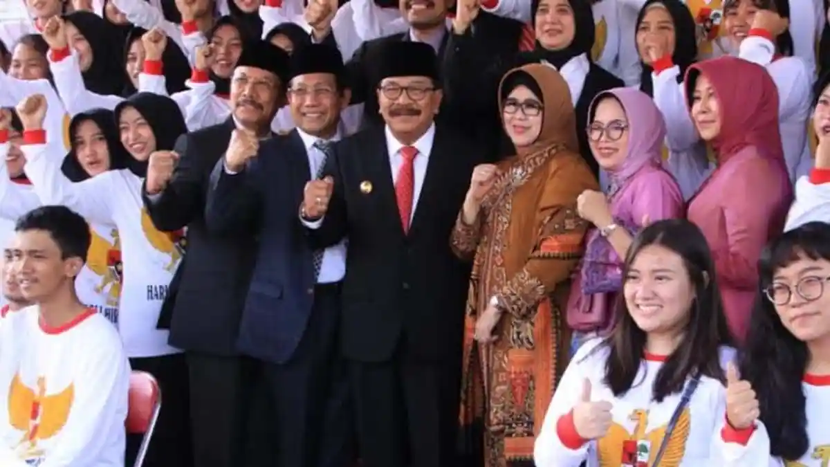 Pakde Karwo Usulkan Figur ini Jadi Ketua Tim Transisi Pemerintahan Khofifah