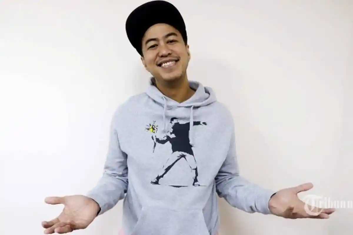 Alami Masa Sulit Berkarir, Pandji Pragiwaksono Sempat Tak Bisa Beli Susu Anak Karena Tak Ada Uang