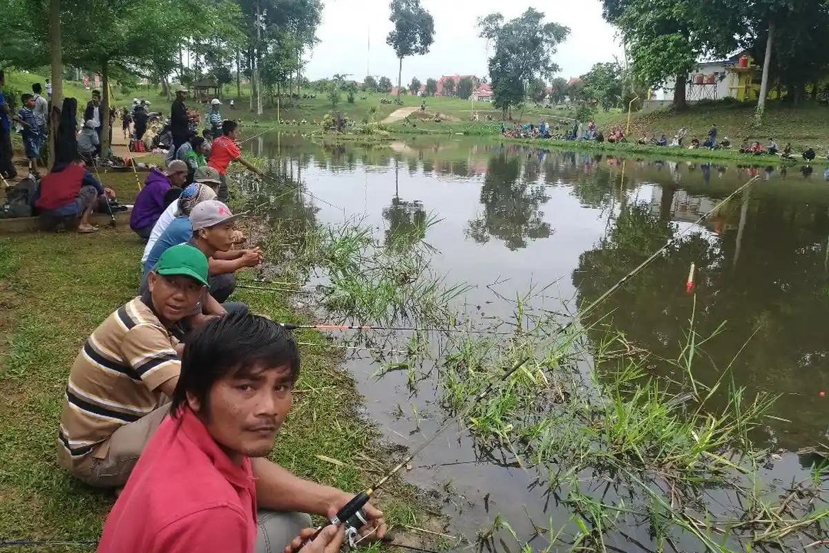 Kisah Intel Polisi Nongkrong di Empang Tak Terdeteksi Warga, Ngajak Patungan Beli Lele