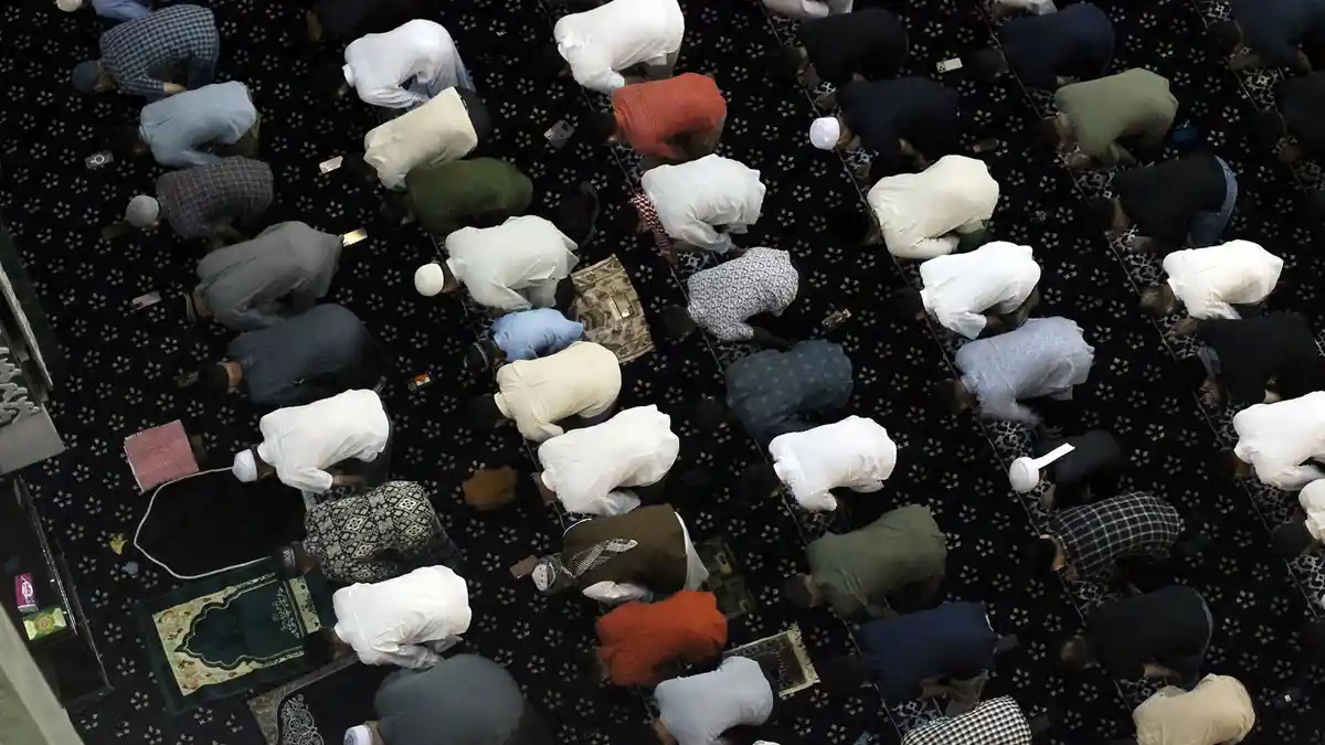 Fadhilah Sholat Tarawih Malam ke-30 Ramadhan 1447 H, Dijanjikan Nikmat Surga