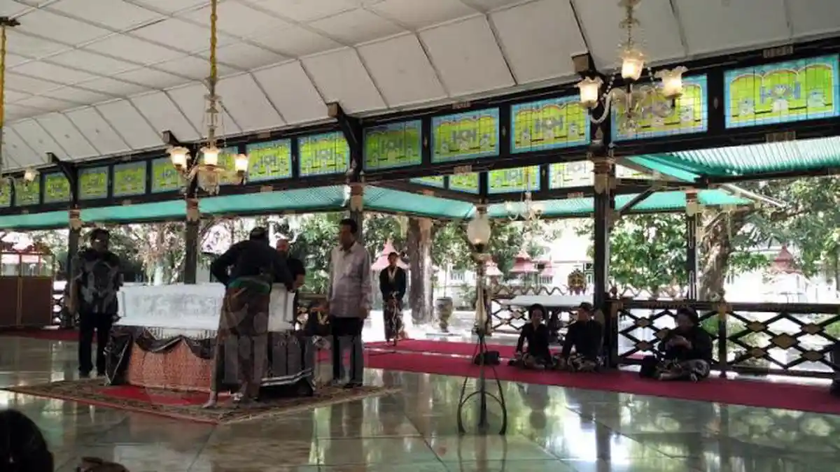 Istri Sri Sultan Hamengku Buwono IX, KRAY Nindyokirono, Meninggal Dunia