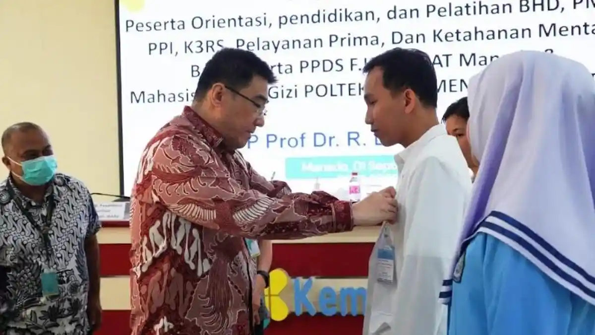 RSUP Kandou Manado проводит обучение для студентов по этике, безопасности пациентов и профилактике буллинга