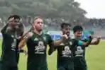 Persebaya Surabaya Kalahkan PSS Sleman 4-2
