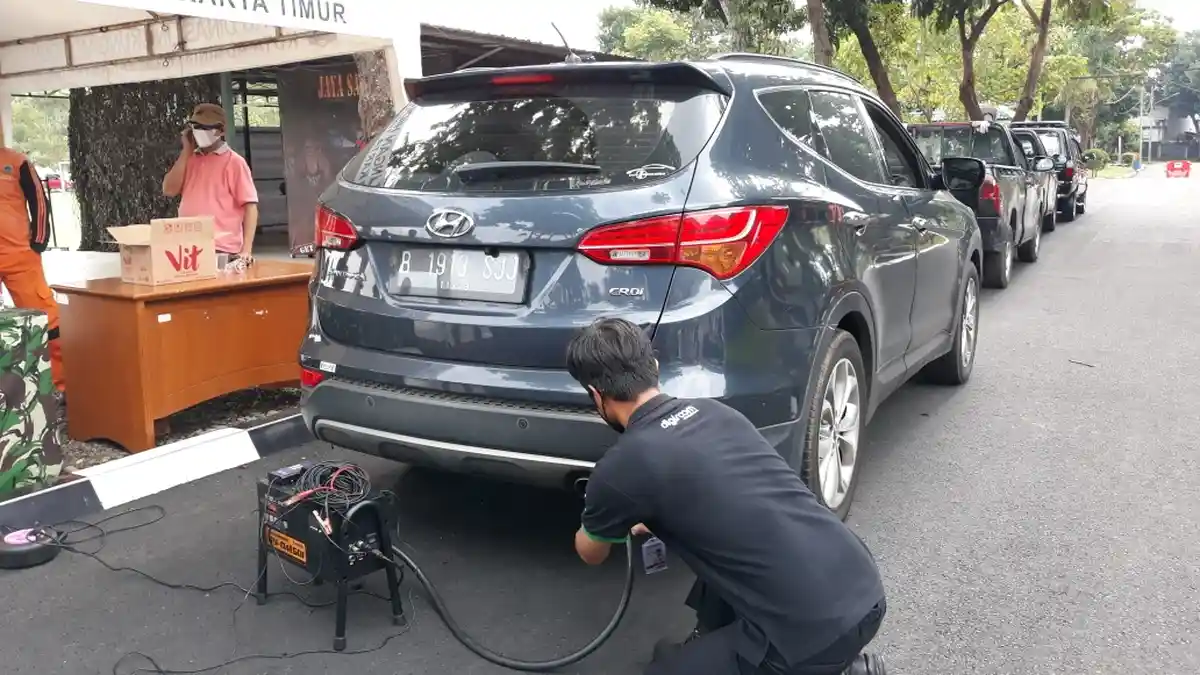 Uji Emisi Gratis Digelar di Brigif 1 PIK/Jayasakti Pasar Rebo, Ratusan Pengendara Berdatangan