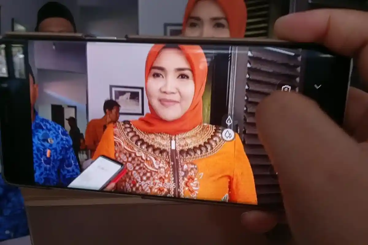 Istri Bupati Maros Keciprat Uang Ganti Rugi Proyek Kereta Api, Segini Jumlahnya