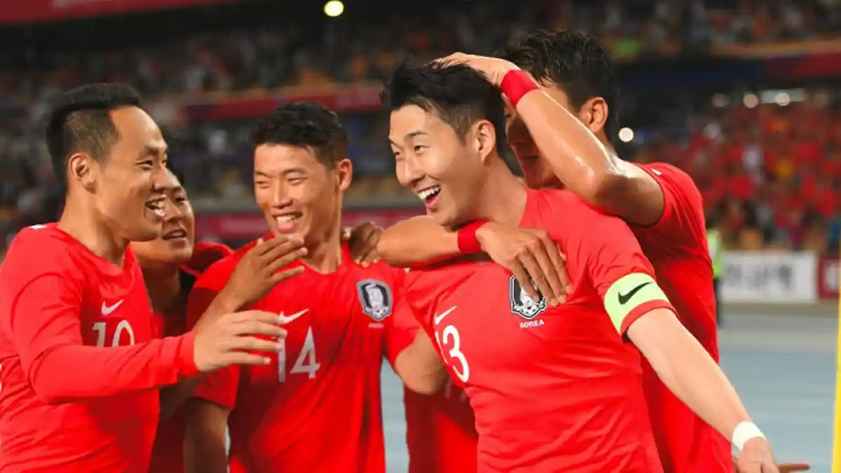 Son Heung-min Lolos dari Wajib Militer Usai Raih Medali Emas Sepakbola Begitu Judul Media Inggris