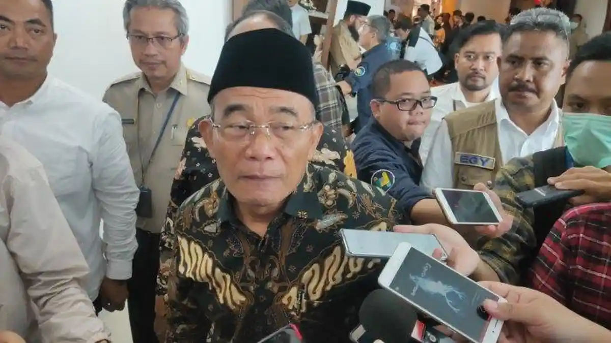 Muhadjir Effendy Dipilih Jokowi Gantikan Tugas Juliari Batubara Pasca Ditangkap KPK
