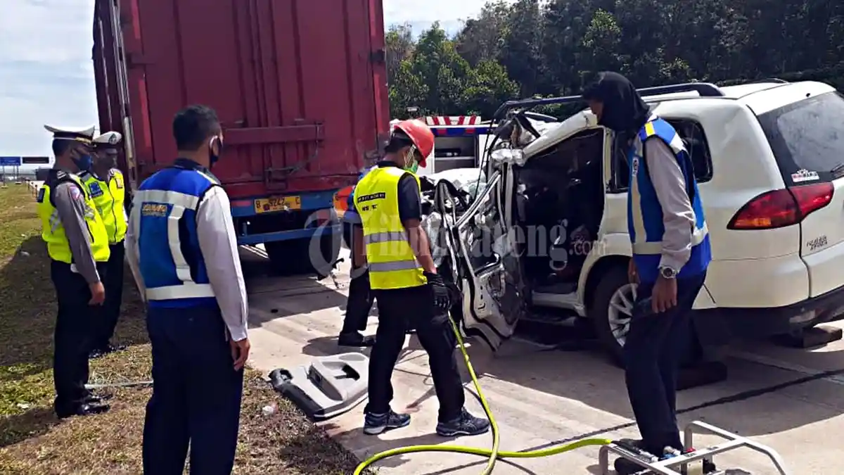 Kecelakaan Maut Tol Batang Pajero Tabrak Truk, Tewaskan Syifa Aldifan Umur 13 Tahun