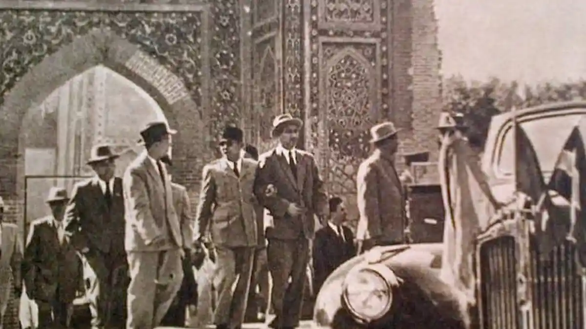 Imam Bukhari, Ahli Hadis yang Konon Makamnya Ditemukan oleh Bung Karno di Samarkand