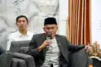 Anggota-DPRD-Provinsi-Jawa-Barat-Aten-Munajat-foto-adv-stok.jpg