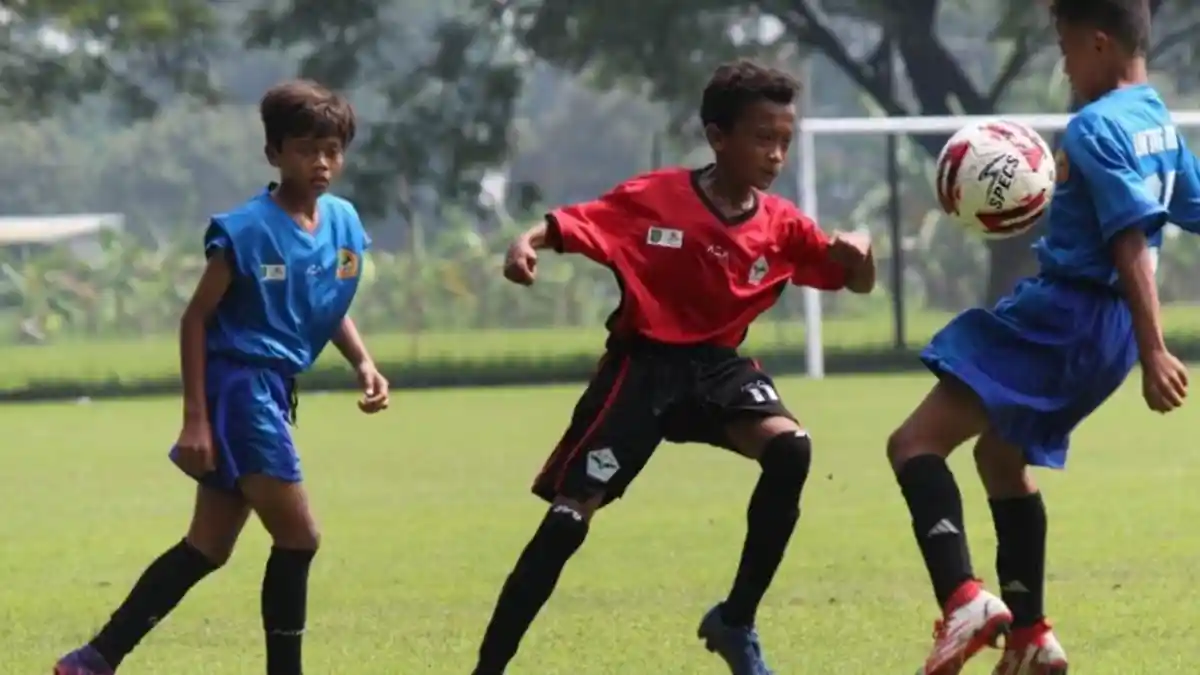 Bintang Angkasa Puncaki Klasemen Liga Persebaya 2022