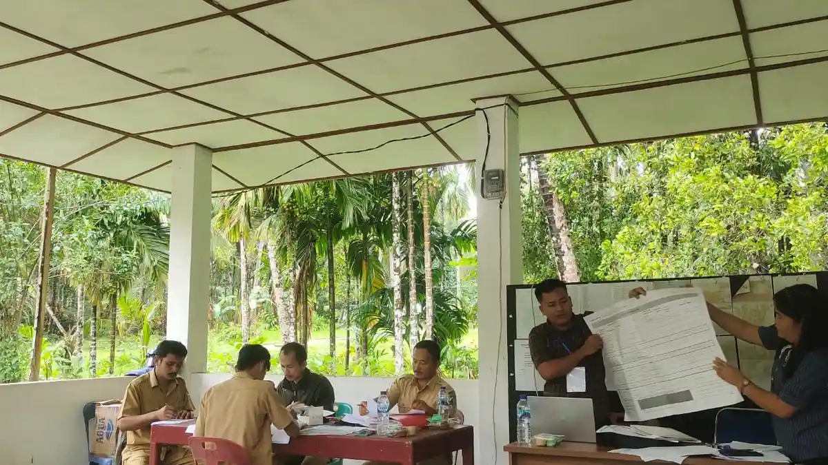 Polsek Lahewa Hadiri Kegiatan FKP Regsosek di Desa Balofadorotuho