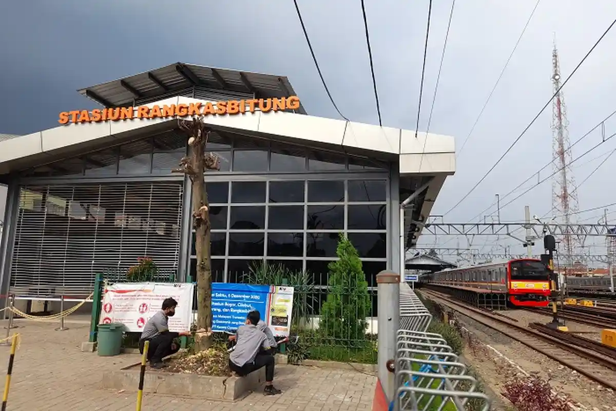 Stasiun Rangkasbitung Tak Beroperasi Hingga 17 Mei 2021 Mendatang, Warga Menjerit 'Harga Ojek Mahal'