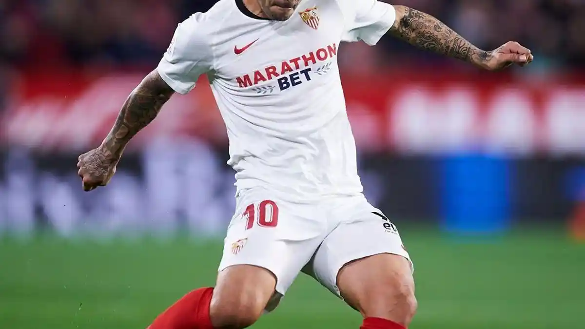 Dua Kali Langgar Protokol COVID-19, Pemain Ini Jadi Pahlawan Sevilla