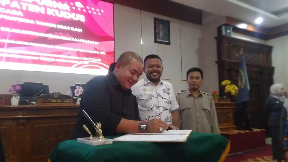 APBD Kudus 2025 Rp 2,363 Triliun Disetujui, HKGS hingga Sarpras Pendidikan Jadi Perhatian