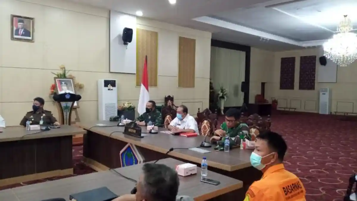 Jokowi Minta Gubernur Lakukan Antisipasi, Indonesia Masuk Rangking Tertinggi Rawan Bencana