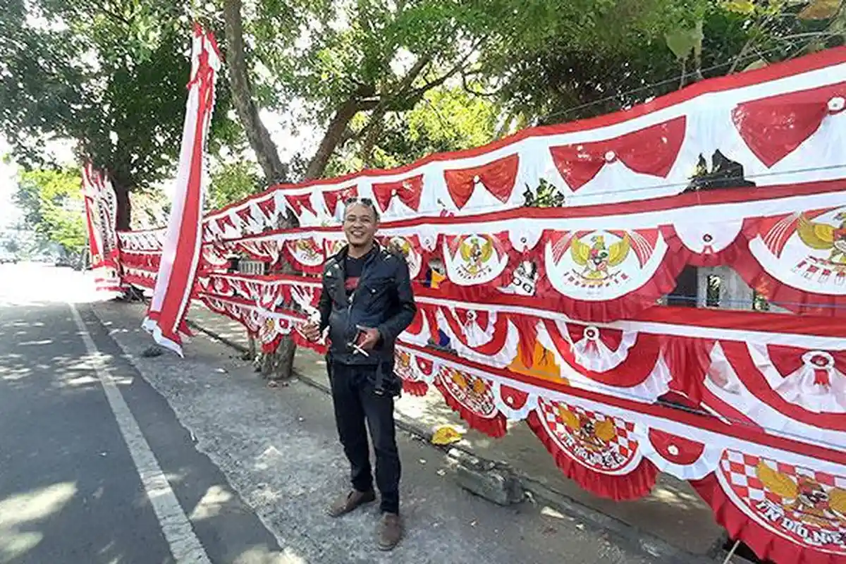 Siliwangi Berkibar, Komunitas Pedagang Bendera di Lombok Timur yang Ingin Merah Putih Terus Berkibar