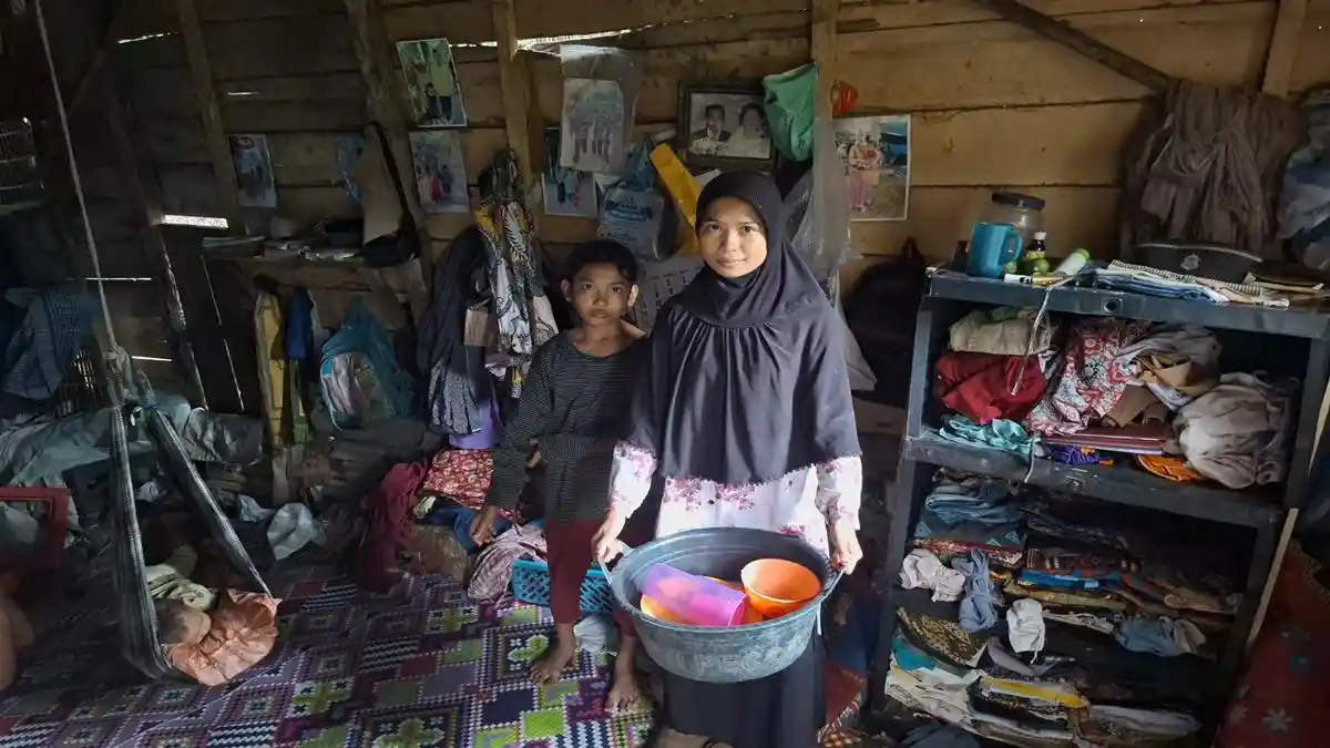 Potret Warga Miskin di Ogan Ilir, Penghasilan Rp 20 Ribu Sehari, Kini Berjuang Ajukan Bedah Rumah - Tribunsumsel.com
