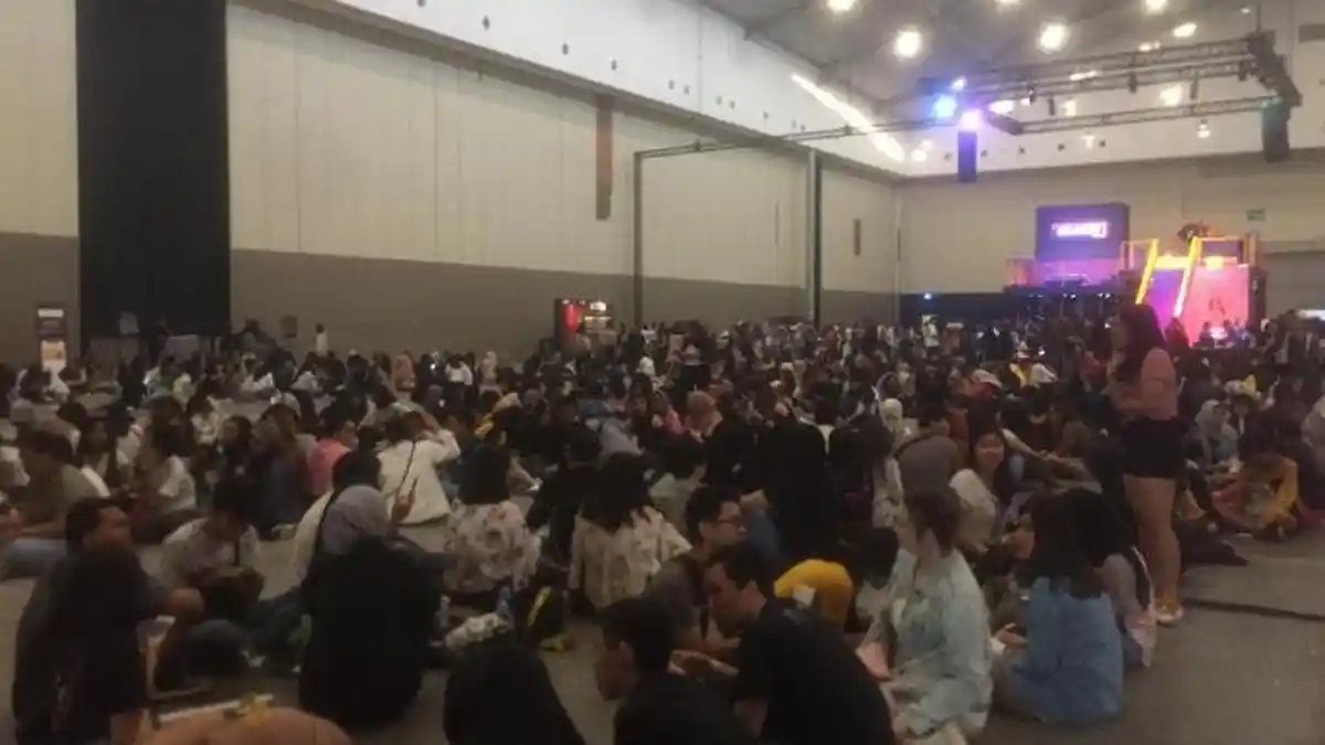 Suasana Jelang Konser Charlie Puth di BSD Tangerang