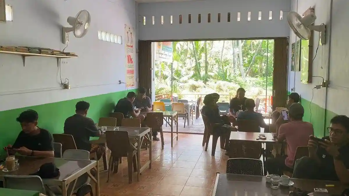 Pemilik Kedai Kopi Balang di Daik Lingga Larang Keras Praktik Perjudian di Tempatnya