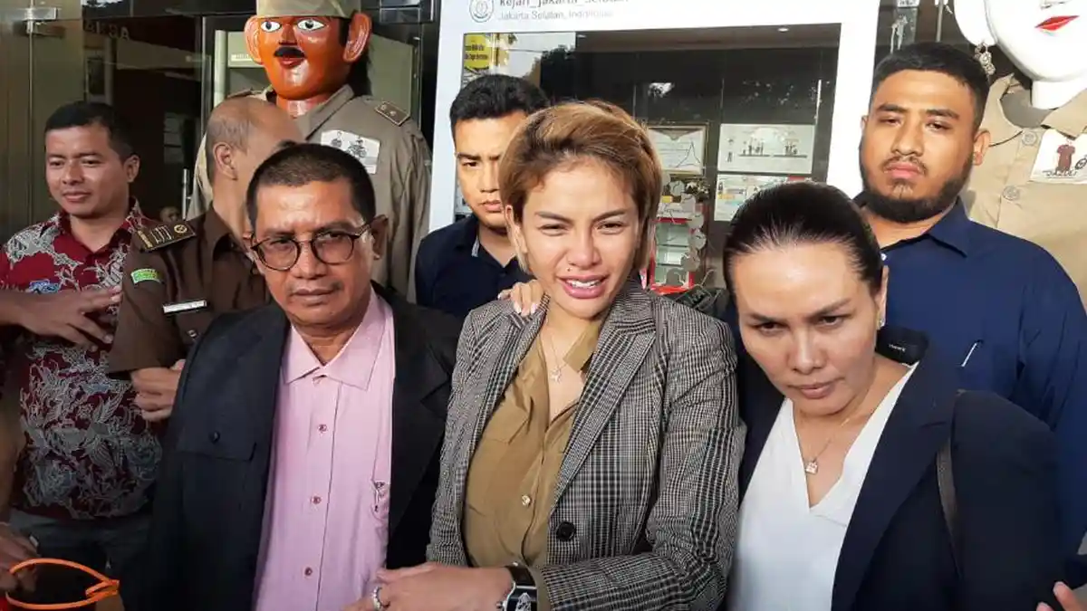Nikita Mirzani Jadi Tahanan Kota, Begini Penjelasan Pihak Pengacara