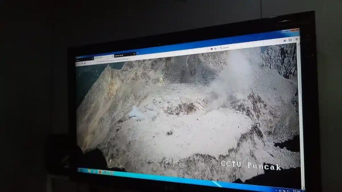 Erupsi Freatik Gunung Merapi Hari Ini yang Ketujuh Kalinya Sejak 2010