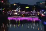 Lampion Warna Warni Bentuk Binatang di Kalimas