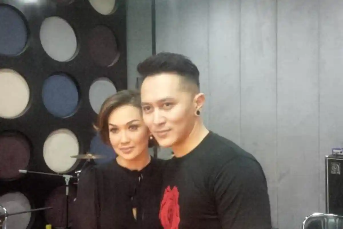 Demian Senang Lihat Sara Wijayanto Bersihkan Rumah, Katanya sih Seksi