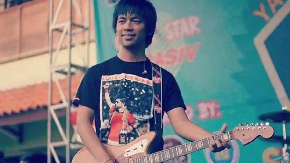 Rian D’MASIV Dituding Ajak Anak Mediang Denny Sakrie ke Hotel, Mau Ngapain?