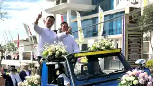 Kedatangan-Paslon-Gum-Rudi-di-KPU-Kota-Batu-Rabu-2882024-pagi.jpg
