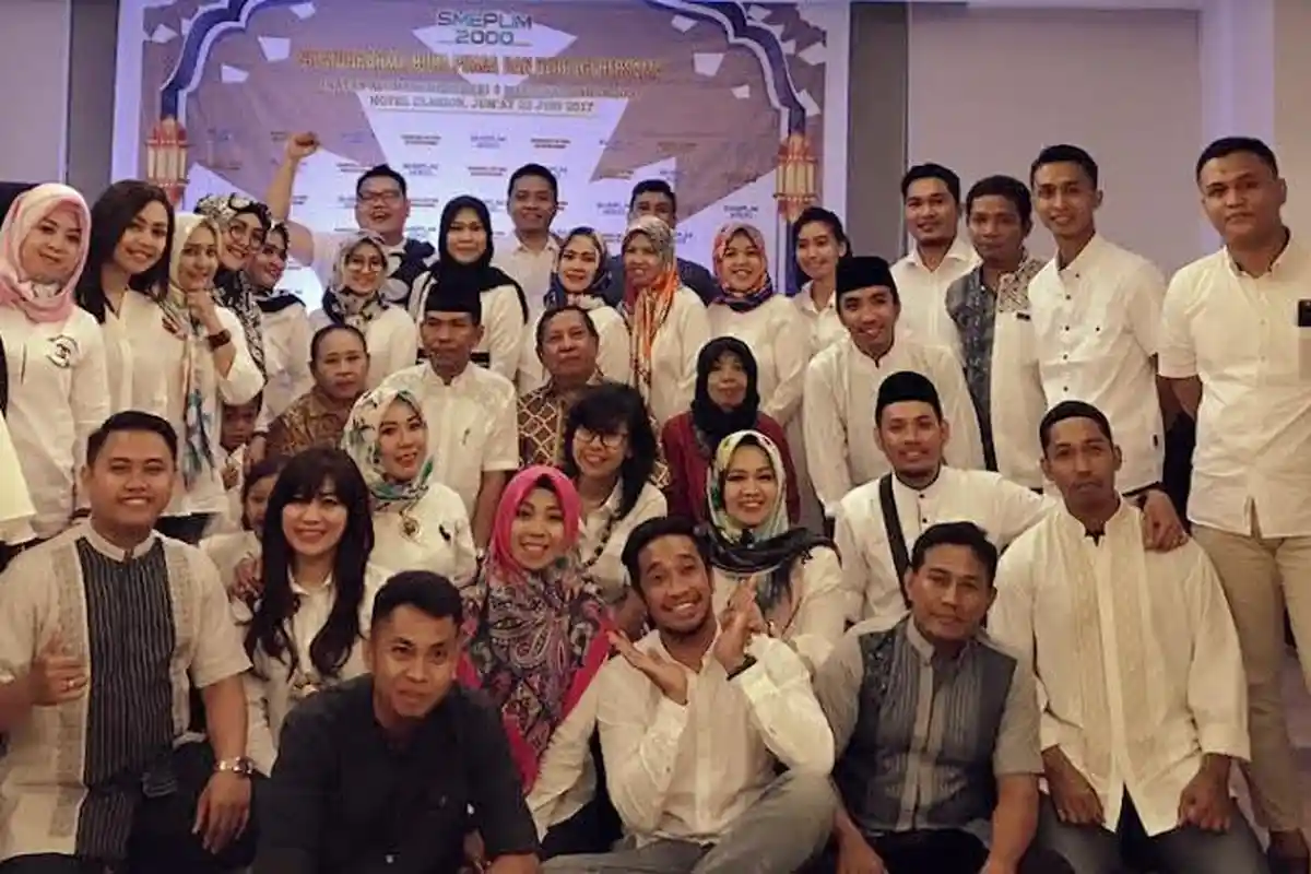 Alumni Smeplim Makassar Angkatan 2.000 Gelar Buka Puasa Bersama