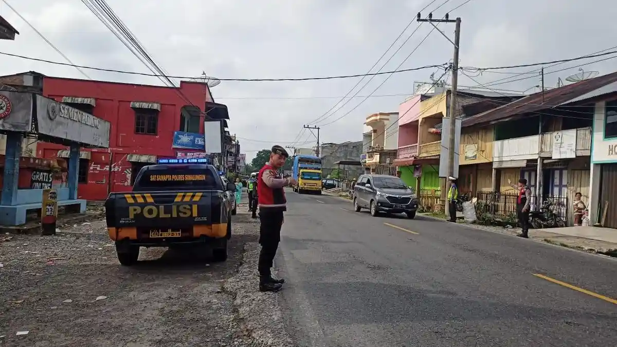 Patroli Presisi Sat Samapta Polres Simalungun, Ciptakan Kondisi Aman dan Lancar di Siantar-Parapat