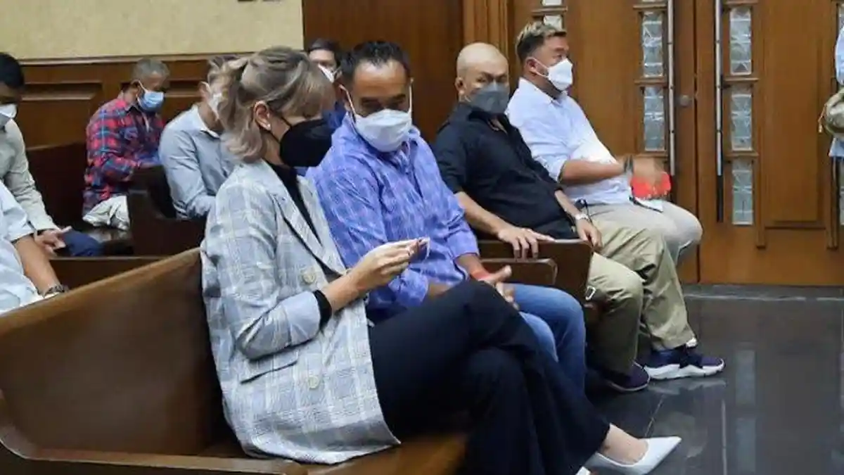 Artis Nia Ramadhani Tersangkut Kasus Narkoba, Ini Hal yang Memberatkan Tuntutan Jaksa di Persidangan