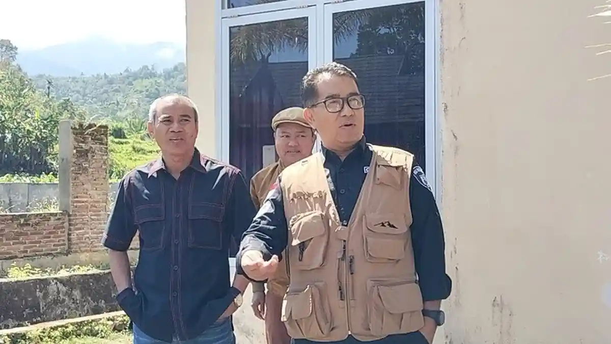 Akmal Kunjugi Mess Pemprov di Mamasa, Dijadikan Rest Area dan Libatkan UMKM Lokal