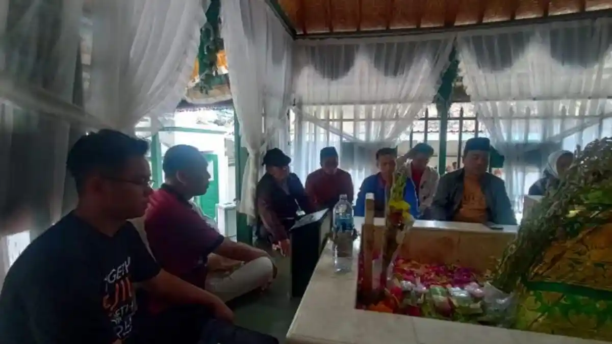 Sambut Dies Natalis UIN Walisongo Ke-53, 300 Mahasiswa Fuhum Ziaroh Wali di Bali