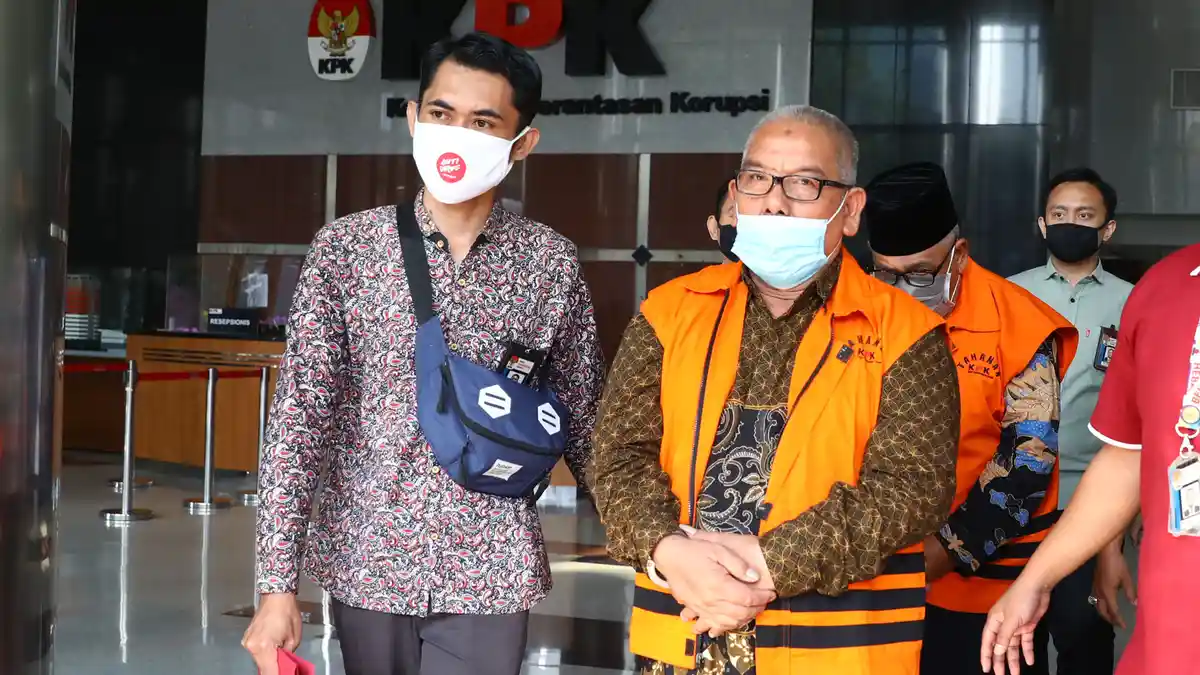 KPK Perpanjang Masa Penahanan 3 Tersangka Suap Pengesahan RAPBD Jambi