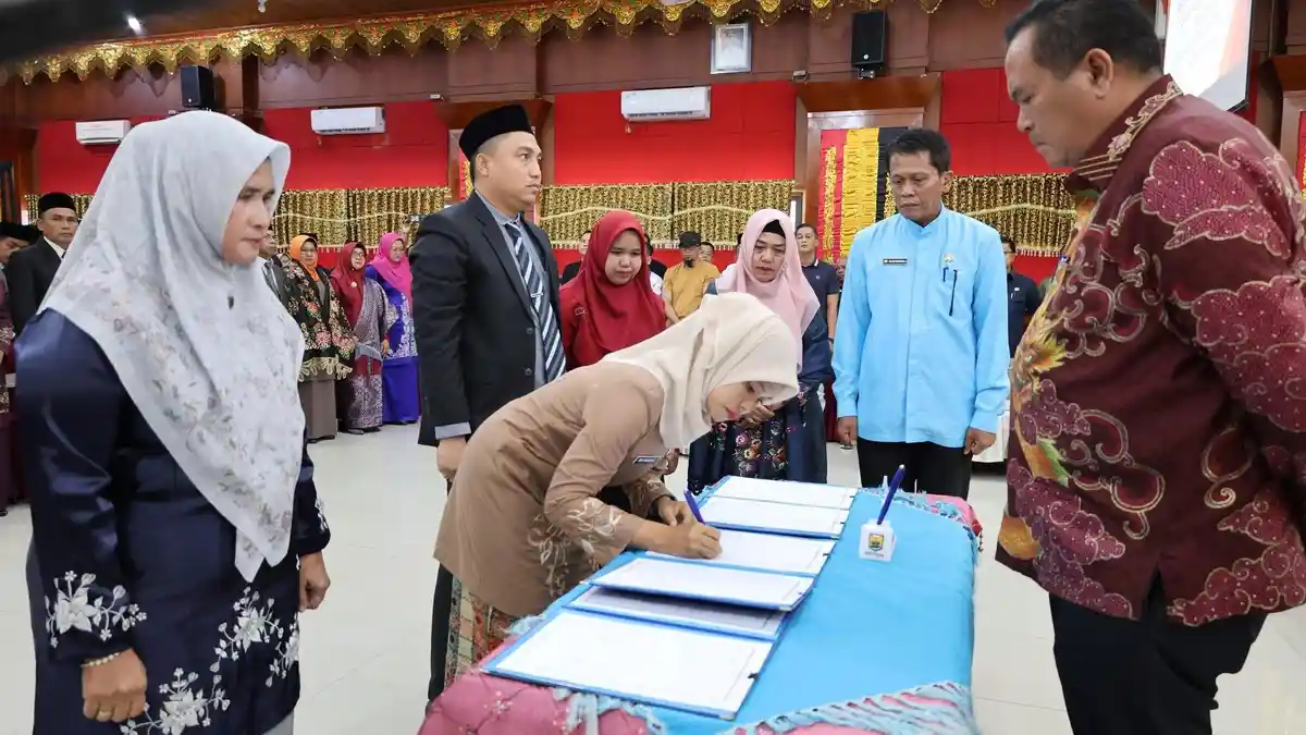 104 Pejabat Baru Dilantik, Wali Kota Pariaman Tekankan Integritas dan Kinerja