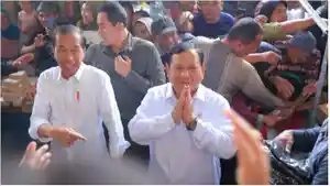 Jokowi-dan-Prabowo-Kunker-ke-Jatim-Keduanya-Begitu-Dekat-Gestur-Pak-Jokowi-Lebih-Banyak-ke-Prabowo.jpg