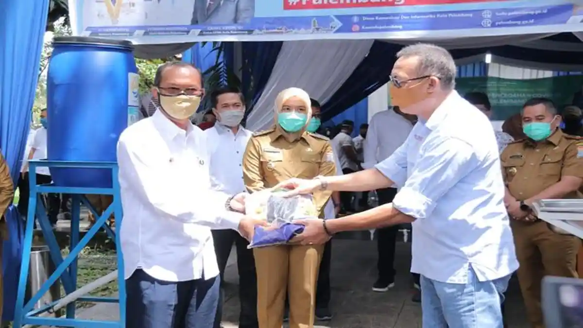 Bantuan APD Hingga Beras Terus Berdatangan ke Posko Penanganan Covid-19 Pemkot Palembang