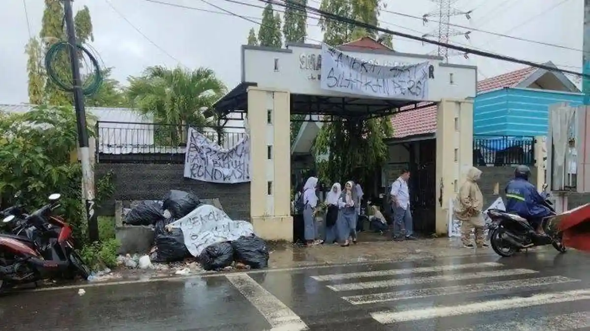 Masih Ingat Demo Siswa SMA 20 Makassar Tuntut Kepsek Mundur? Inspektorat Temukan Kejanggalan