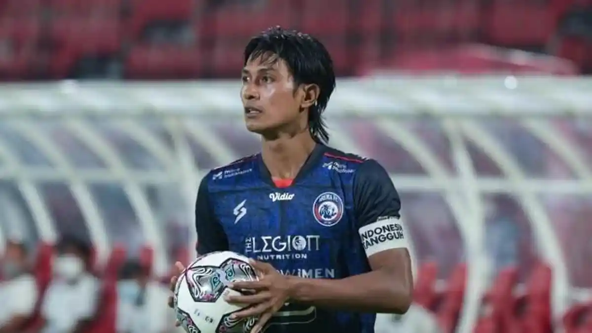 UPDATE Kondisi Johan Ahmat Farizi, Bek Sayap Kiri Arema FC dalam Masa Pemulihan Cedera Tumit