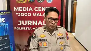 Polisi-Sita-Fotokopi-KTP-dan-KK-Milik-Rey-Diduga-Palsu-Kasus-Intan-di-Malang-Tertipu-Suami-Wanita.jpg