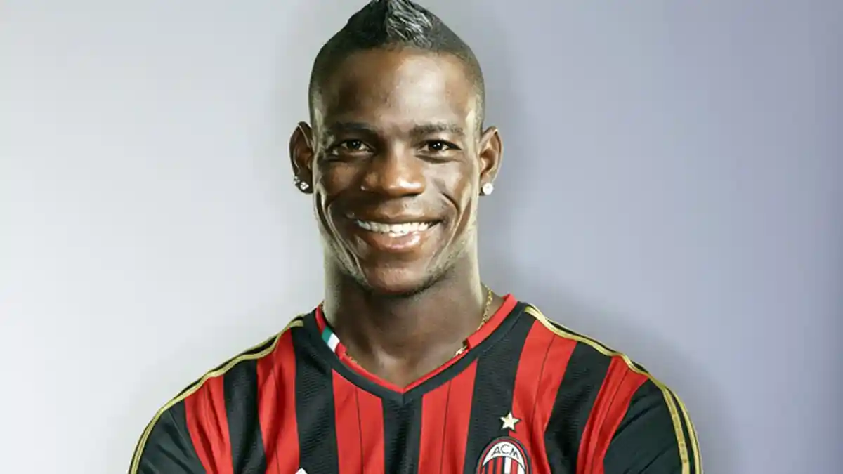 Prandelli: Balotelli Menghabiskan Energi untuk Hal yang Sia-sia
