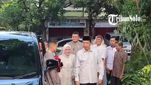 jokowi-dan-iriana-lebaran-di-solo-tanpa-open-house.jpg