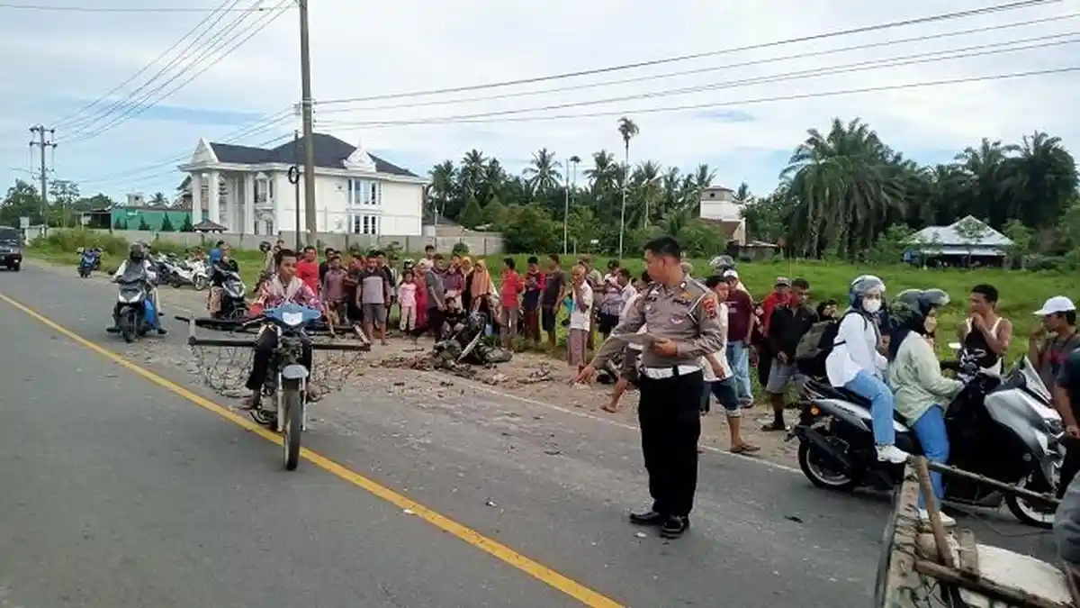 Kronologis Ambulans Tabrak Dua Sepeda Motor hingga Tewaskan Satu Orang di Pasaman Barat
