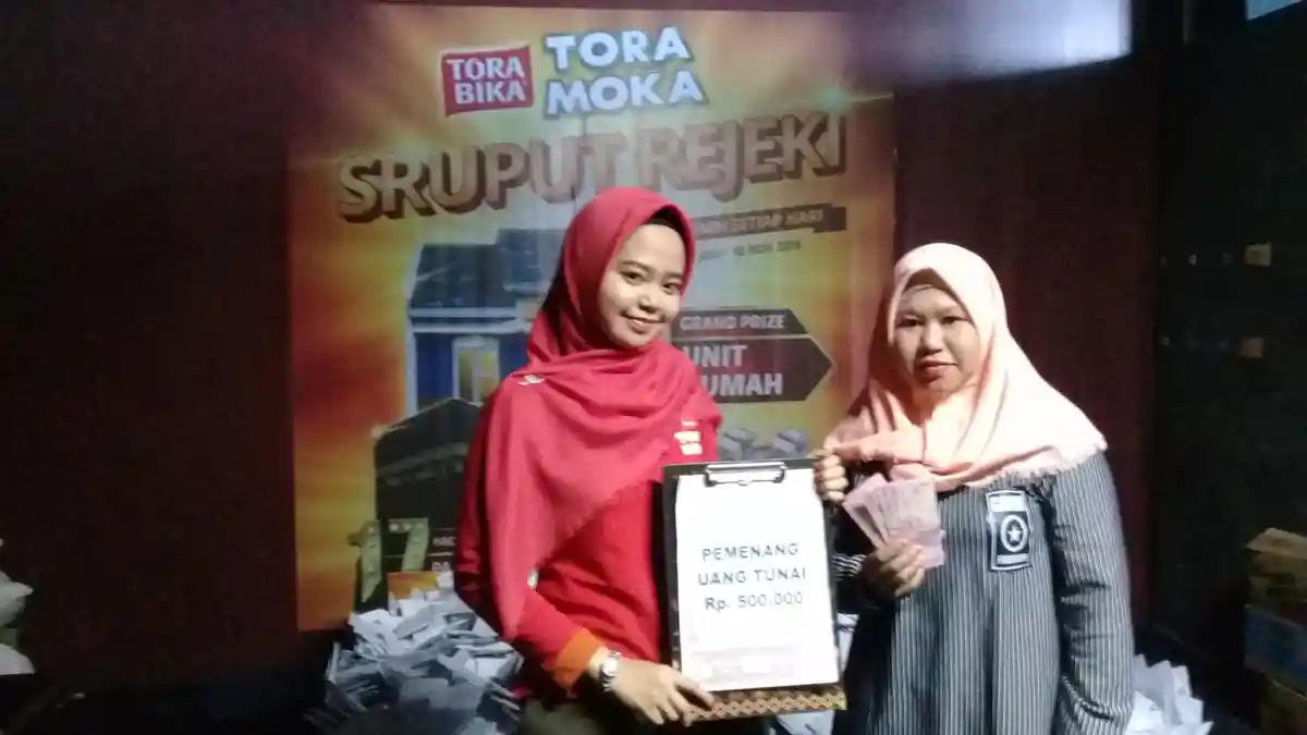Jualan Kopi Tora Moka, Rahmatia Dapat Hadiah Rp 500 Ribu