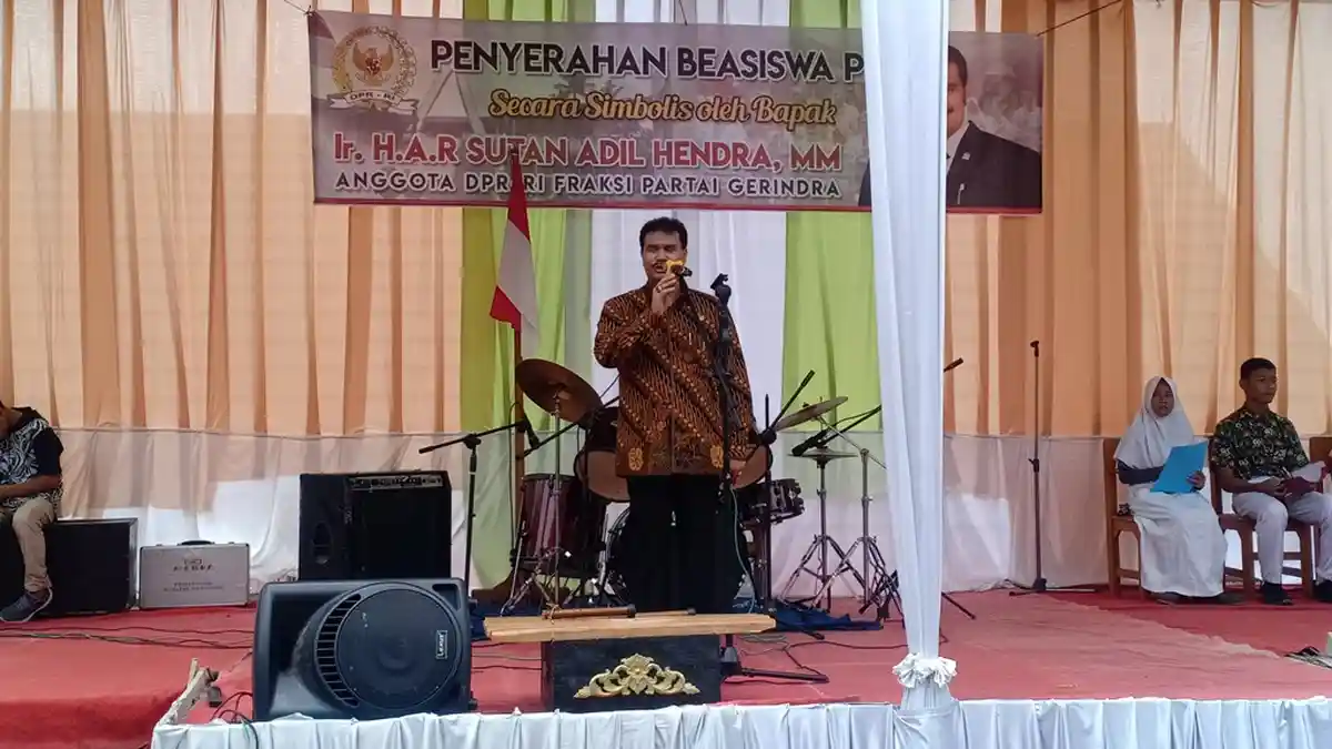 596 Siswa SMPN 22 Kota Jambi Terima Beasiswa Program Indonesia Pintar