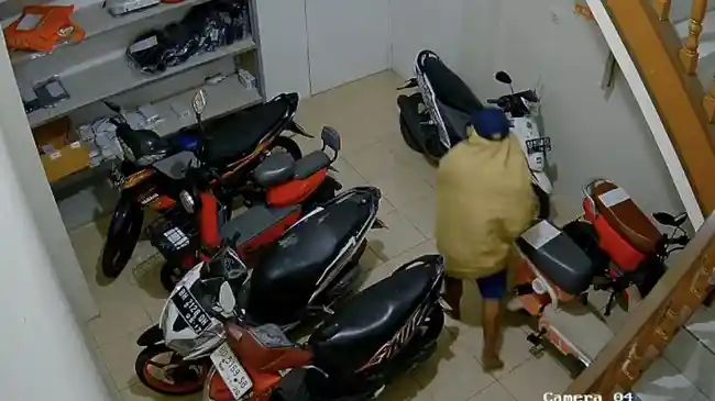 Viral 'Manusia Hordeng' Gasak 19 HP di Toko Jasa Titip Barang di Bengkulu