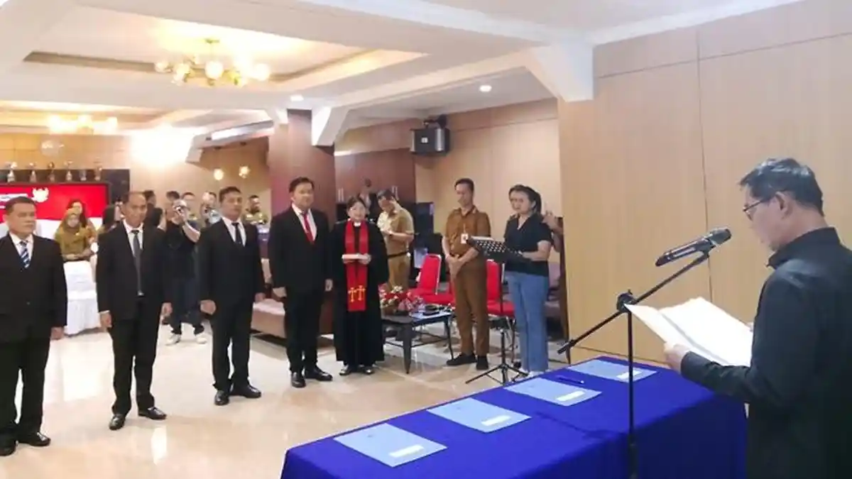 Wali Kota Bitung Hengky Honandar Lantik 4 Pejabat, Ini Nama-nama dan Jabatannya